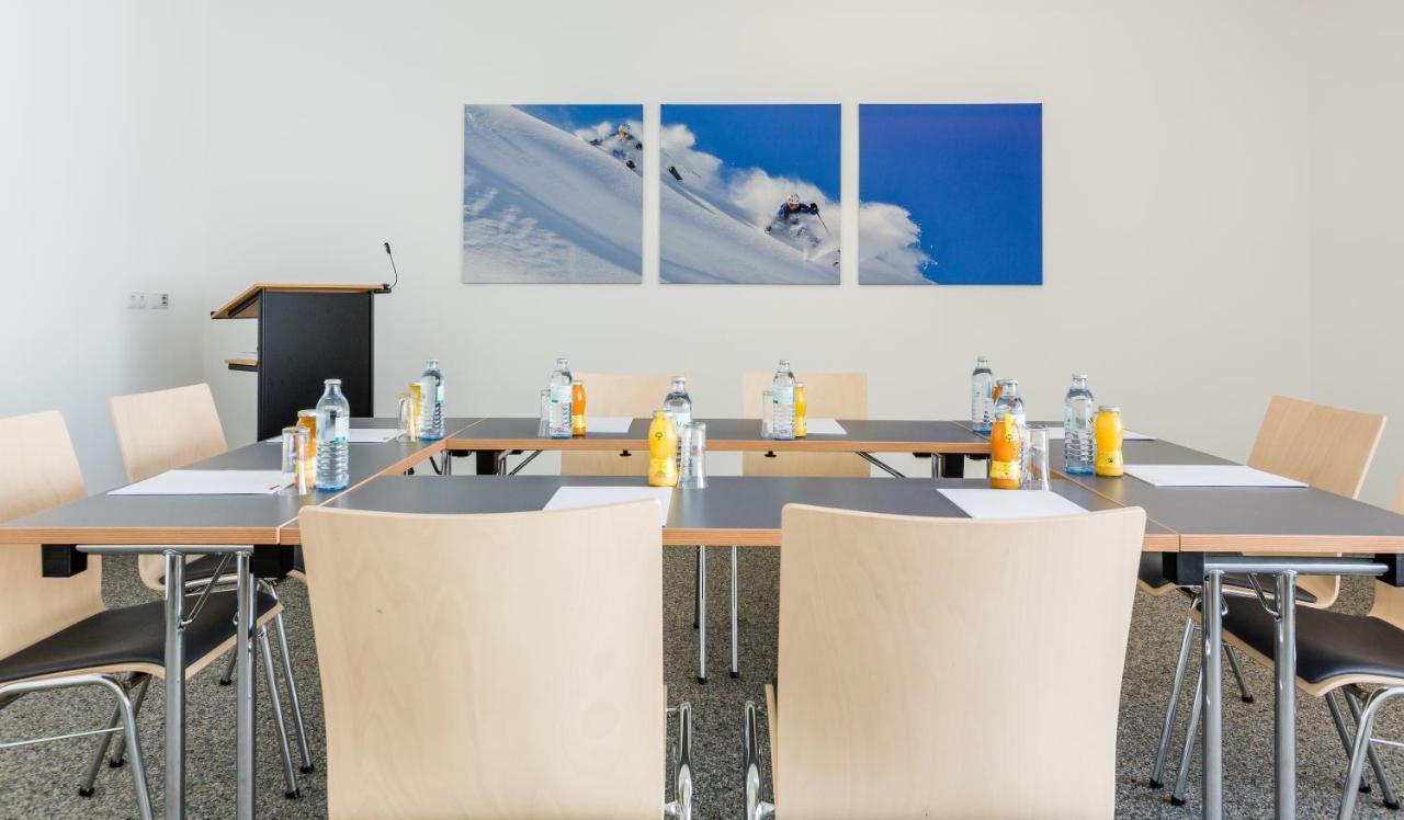 Lizum 1600 | Kompetenzzentrum Snowsport Tirol Axamer Lizum Exteriör bild